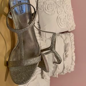 Michael Kors Silver Glitter Srrappy Sandal